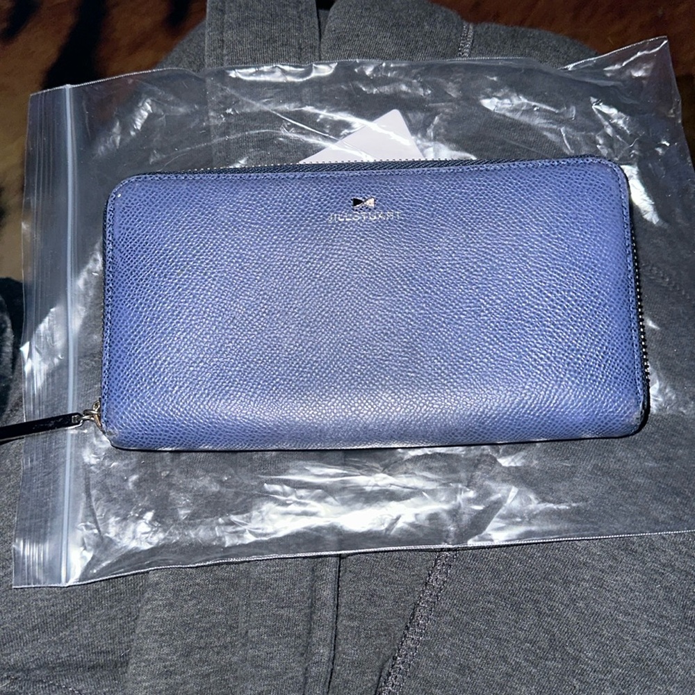 Jill Stuart blue and silver long zip around wallet 💕